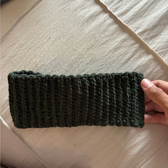 Cozy Green Knit Headband handmade - Picture 2 of 2